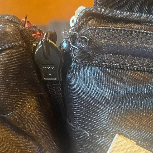 Prom Formal dress size 2 by Riva Designs - Picture 6 of 12